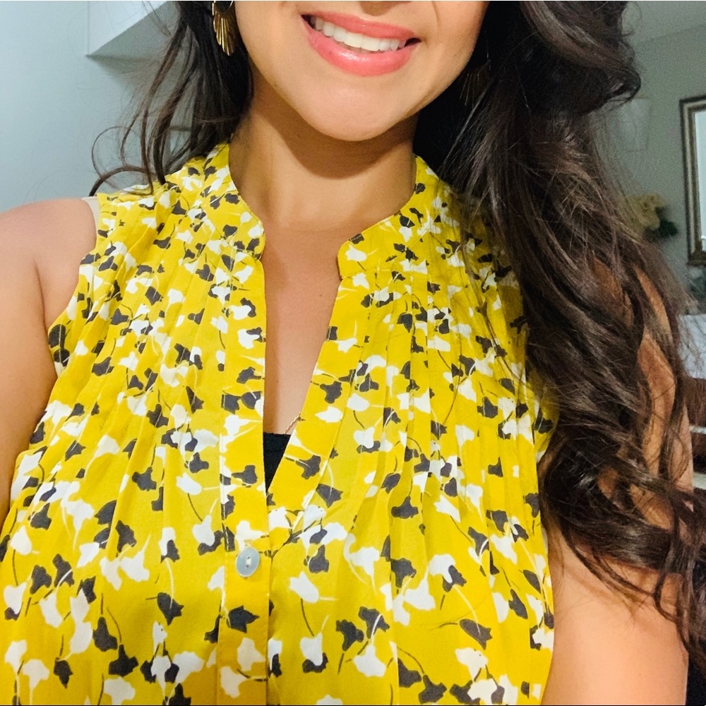 Sunday in Brooklyn | Floral blouse yellow